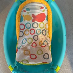 Baby bath with support fir new borns