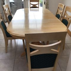 Extendable Dining Table and Six Chairs