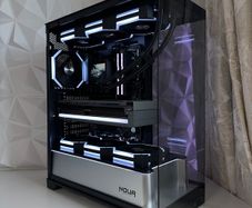 High End Gaming PC | RX 9070 XT 16gb / Ryzen 9800x3d / DDR5