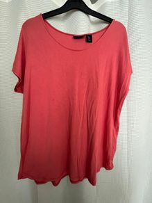 Adrienne Vittadini T- Shirt