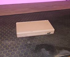 Nintendo DS Lite (pink)