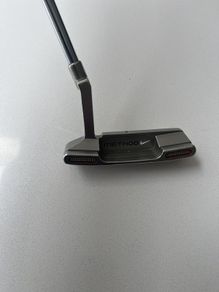Golf putter