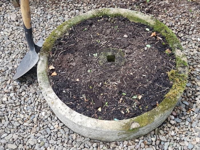 garden and patio water feature or planter