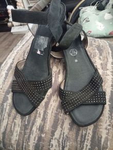 ladies sandals