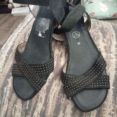 ladies sandals