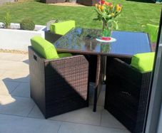 cube garden table and chairs