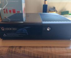 Hacked/jb Xbox 360 Elite
