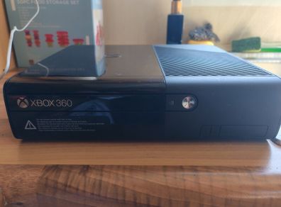 Hacked/jb Xbox 360 Elite