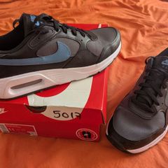 Nike Air Max SC runners