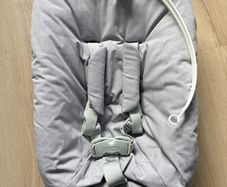 Tripp Trapp newborn set with toy hanger