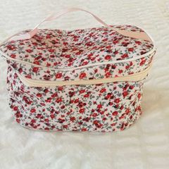 Pretty make up bag