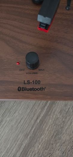 Lenco LS 100 Bluetooth Record Player With Speakers