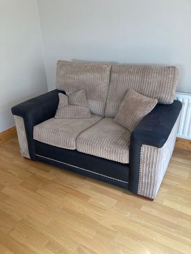 Sofa - Couch - 2 Seater