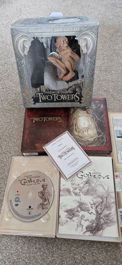 Lord of the Rings collectors DVD gift set