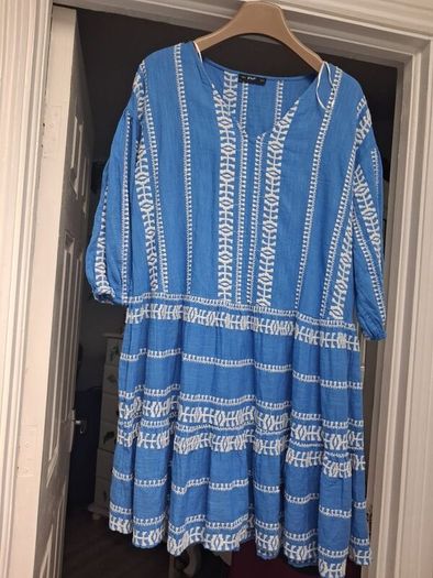 Ladies dress