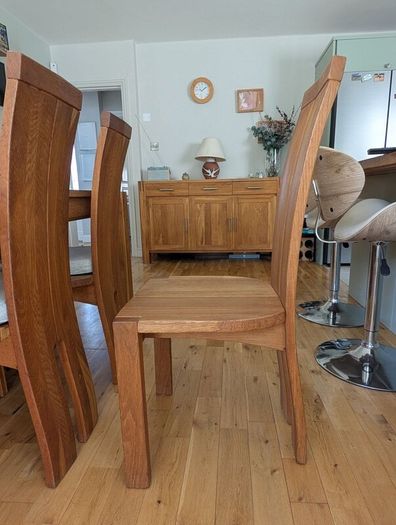 Solid Oak dining table, side board & chairs for 8