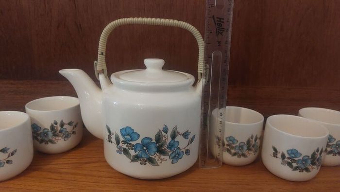 Lovely Vintage Japanese Teaset, with Six Small Cups and a Faux Bamboo Handled Teapot, Perfect for a Japanese Tea Ceremony