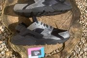 Unique Nike Air Huraches