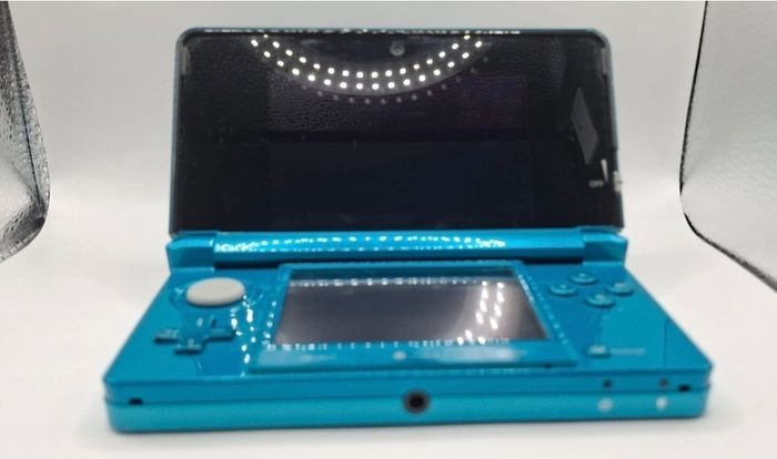 Nintendo 3DS Aqua Blue Console With Charger, SD Card, Battery & Stylus Region Free Modded
