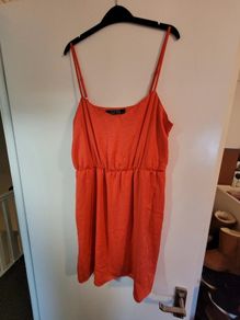 orange dress