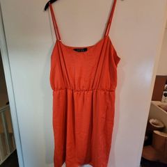 orange dress