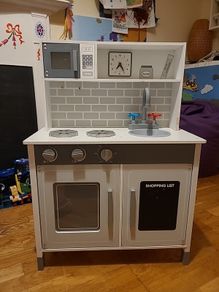 Play Kitchen