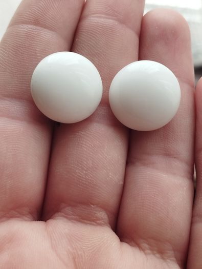 Vintage milk glass earrings.
