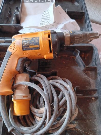 Dewalt gun for ceilings and walls