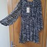 Dress midi size 12 zebra print Emily & Me Image 3