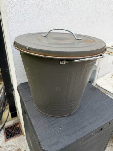 Knodd bin ikea, metal
