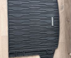 Genuine Land Rover Range Rover Evoque rubber and carpet mats