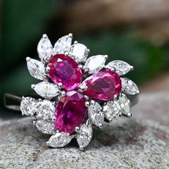 Vintage 1979 Ruby & Diamond Ring - 18ct