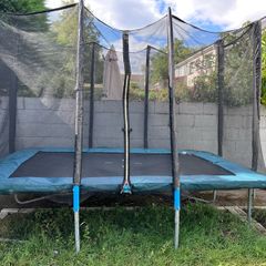 Trampoline