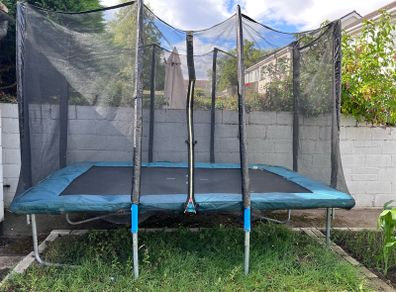 Trampoline