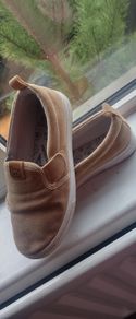 Shoes junior size 34