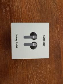 Brand New Samsung Galaxy Buds 4 - Black, still in seal