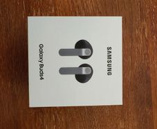 Brand New Samsung Galaxy Buds 4 - Black, still in seal