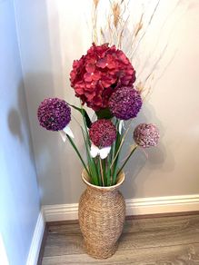 Large Vase with flowers