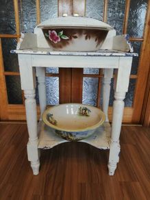 antique washstand with bowls