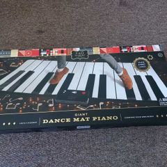Mat Piano