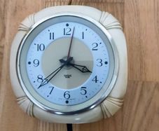 Vintage (1940s) Smith's Sectric Electric Wall Clock