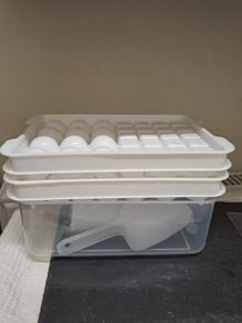 Ice Cube Tray Set with Storage Bin