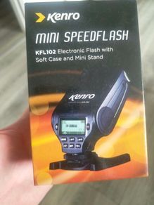 Brand New Kenro Mini Speedflash for Sony