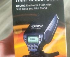 Brand New Kenro Mini Speedflash for Sony