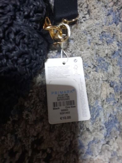 black handbag with matching purse