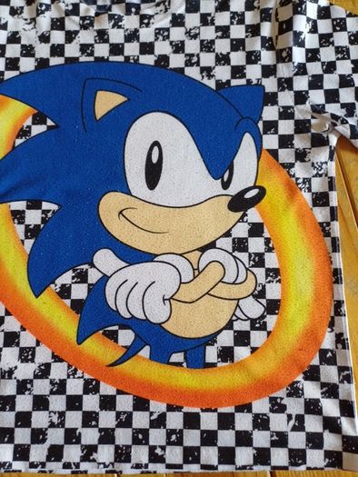 Age 9-10 SONIC Teeshirt