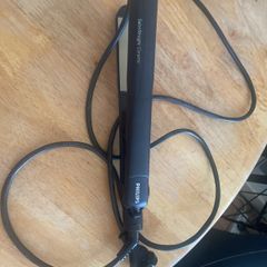 Philips hair straightener