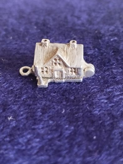 Horseshoe Inn Pub Tavern Opening Silver925 Vintage Charm or Pendant.