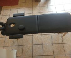 Brand new Massage table