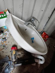 Free sink